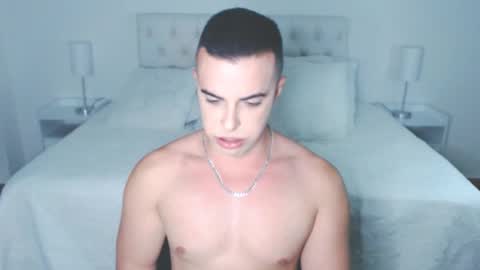 Snapshot of christiandiorx chatting on September 26, 1:20 am christiandiorx online show from September 26, 1:20 am