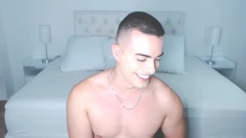 Snapshot of christiandiorx chatting on October 17, 1:53 am christiandiorx online show from October 17, 1:53 am