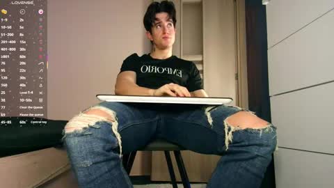 UPVOTE ME ------  ILL DO SOMETHING FOR FREE online show from January 13, 5:35 am