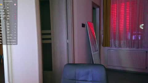UPVOTE ME ------  ILL DO SOMETHING FOR FREE online show from May 19, 4:08 am