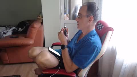 ChristiantBoy online show from May 5, 4:04 pm