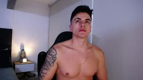 Snapshot of christianvalenzia chatting on November 29, 12:08 pm Christian online show from November 29, 12:08 pm