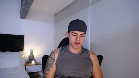 Snapshot of christianvalenzia chatting on February 4, 2:12 pm Christian online show from February 4, 2:12 pm