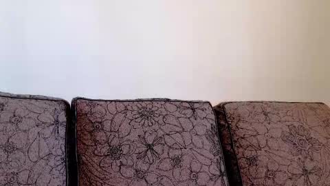 christihanson online show from February 3, 6:51 am