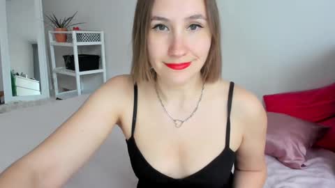 Snapshot of christina_rosse chatting on February 6, 2:58 pm christina rosse online show from February 6, 2:58 pm