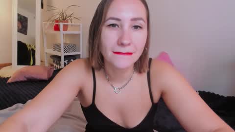 Snapshot of christina_rosse chatting on October 19, 8:48 am christina rosse online show from October 19, 8:48 am