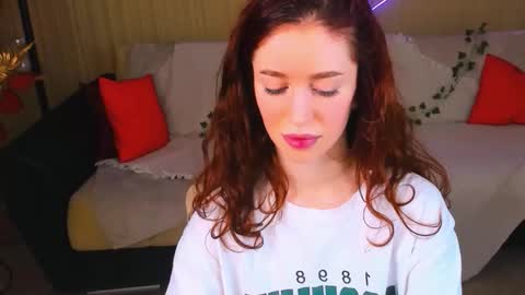 christinaconteeree online show from March 8, 3:10 am