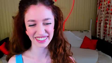christinaconteeree online show from March 13, 8:26 pm