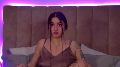 Christina online show from November 22, 7:02 pm