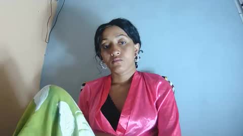 Snapshot of christine213 chatting on October 24, 10:39 pm christine213 online show from October 24, 10:39 pm