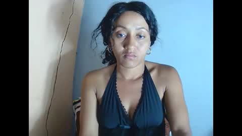 Snapshot of christine213 chatting on November 14, 9:13 pm christine213 online show from November 14, 9:13 pm