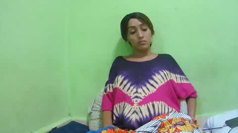 christine213 online show from April 8, 10:04 am