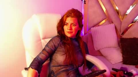 Val riess -- Instagram free online show from February 25, 6:31 pm