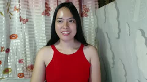 Snapshot of christine_scott chatting on January 7, 12:09 pm christine_scott online show from January 7, 12:09 pm
