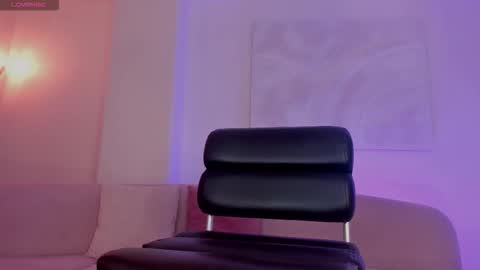 Snapshot of christineford1 chatting on October 31, 1:34 pm Christine Ford online show from October 31, 1:34 pm