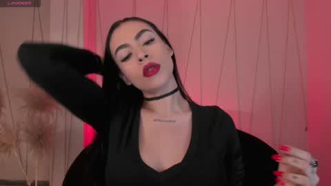 Snapshot of christineford1 chatting on November 25, 12:27 pm Christine Ford online show from November 25, 12:27 pm