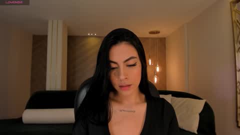 Snapshot of christineford1 chatting on January 8, 11:45 am Christine Ford online show from January 8, 11:45 am