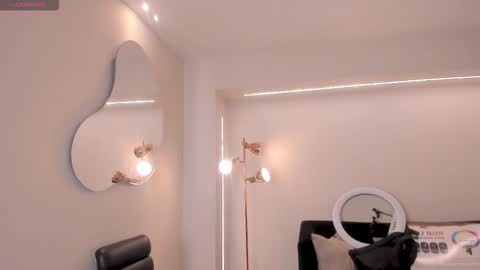 Christine Ford online show from February 19, 12:01 pm