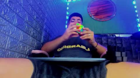 Snapshot of christopergiraldo chatting on March 17, 12:52 pm Christoper Giraldo online show from March 17, 12:52 pm