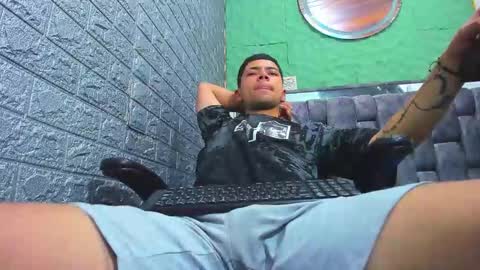 Snapshot of christopergiraldo chatting on March 19, 8:13 pm Christoper Giraldo online show from March 19, 8:13 pm