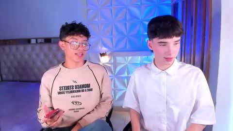 Chrisopher Hunter online show from March 17, 7:06 pm