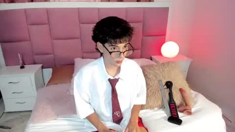 Chris online show from June 26, 7:29 pm