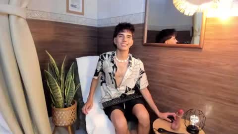 Chris online show from June 27, 8:03 pm
