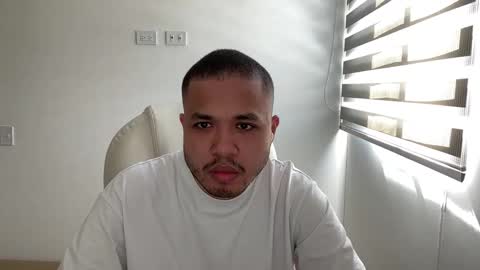 Snapshot of christopherdav chatting on December 6, 7:45 pm Chris online show from December 6, 7:45 pm