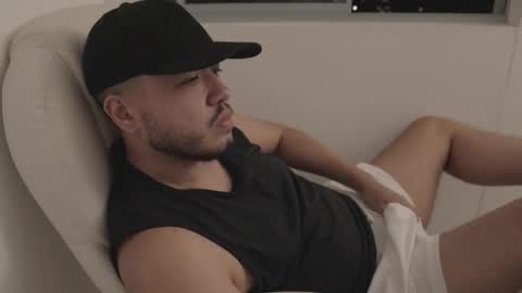 Snapshot of christopherdav chatting on October 23, 11:57 pm Chris online show from October 23, 11:57 pm