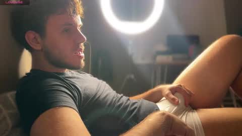 Christopher online show from October 4, 3:54 pm