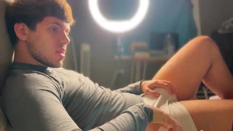 Christopher online show from November 2, 7:22 am