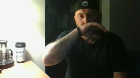 Snapshot of christopherxlv chatting on February 13, 6:42 am christopherxlv online show from February 13, 6:42 am