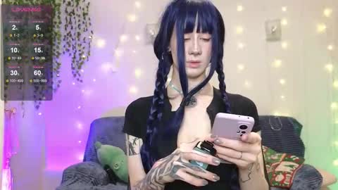 Snapshot of christy_memeow chatting on October 31, 5:58 pm christy memeow online show from October 31, 5:58 pm