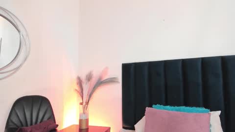 Snapshot of christy_seaa chatting on October 16, 6:31 pm Christy online show from October 16, 6:31 pm