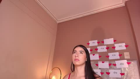 Snapshot of christy_seaa chatting on February 18, 12:01 pm Christy online show from February 18, 12:01 pm