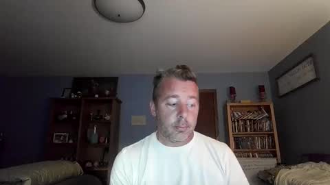 chrisw8121 online show from September 14, 11:37 pm