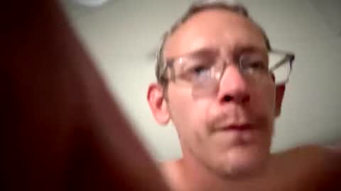 chriswells062590 online show from April 21, 4:56 pm
