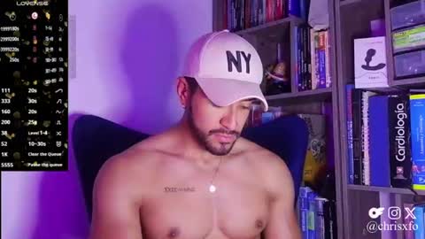 Snapshot of chrisxfo chatting on June 27, 3:44 am Chris online show from June 27, 3:44 am