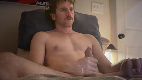 Snapshot of chrisyourjohnson chatting on December 18, 2:39 am Adam Johnson online show from December 18, 2:39 am