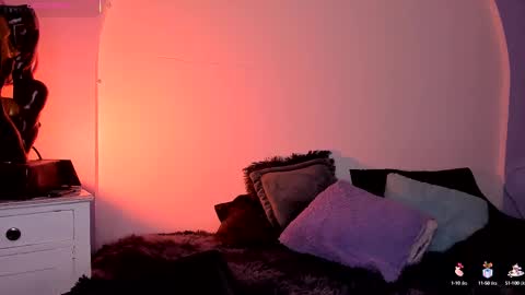 Snapshot of chrristopher77 chatting on September 23, 3:48 pm chrristopher77 online show from September 23, 3:48 pm