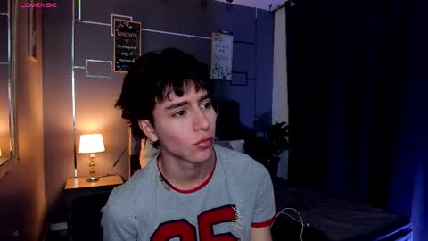 Snapshot of chrristopher77 chatting on October 1, 3:18 pm chrristopher77 online show from October 1, 3:18 pm