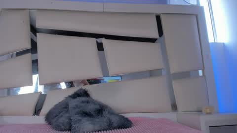 Snapshot of chrystal_jade chatting on March 27, 1:22 pm instagram chrystaljade.1 online show from March 27, 1:22 pm