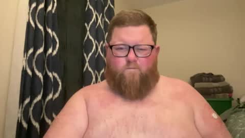 chubbsguy92 online show from December 5, 1:03 am