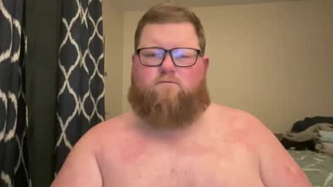 chubbsguy92 online show from December 17, 12:38 am