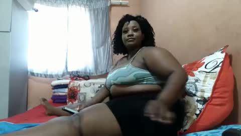 Snapshot of chubbybunnsv chatting on February 5, 7:13 am chubbybunnsv online show from February 5, 7:13 am