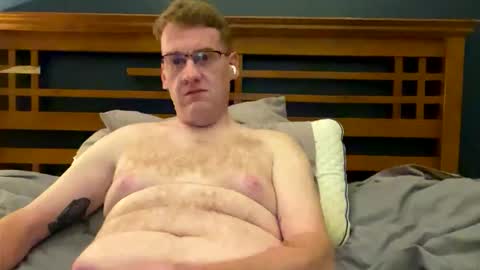 Snapshot of chubbygayfarmer chatting on April 16, 12:55 am Chubby Farmer online show from April 16, 12:55 am