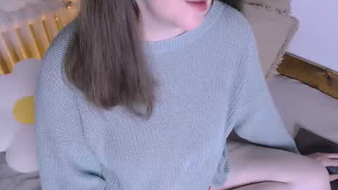 Maia online show from May 4, 6:48 pm