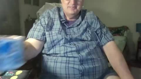 Wren online show from April 2, 4:10 am