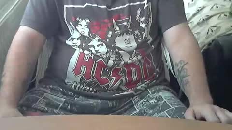 chunkisgreat online show from November 1, 3:14 pm