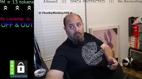 Snapshot of chunkymonkey420 chatting on March 11, 8:52 am Spencer Smokey Bear online show from March 11, 8:52 am